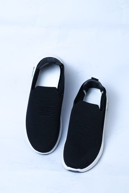 Black Skechers Ultra Light Vapour Foam Shoes